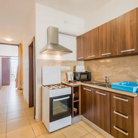 Getawaysmalta - Seashells 1-bedroom In A Great Location In Bugibba Apartamento St. Paul's Bay
